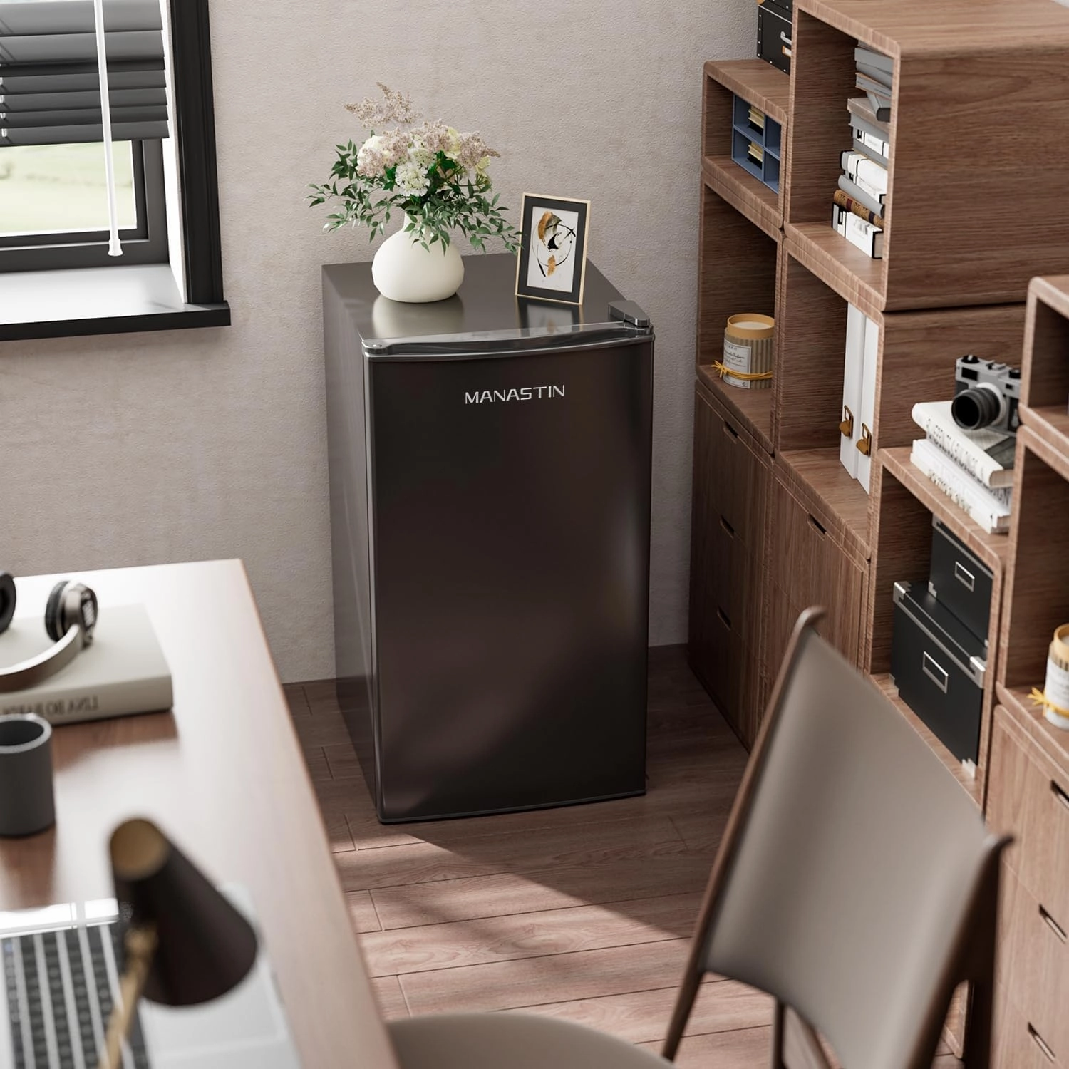 3.2 Cu.Ft Mini Fridge with Freezer, Single Door Mini Fridge, Adjustable Thermostat, Energy Saving Mini Refrigerator for Bedroom, Office, Dorm (Piano Black, 3.2 Cu.ft)