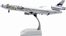 Alloy Collectible Plane 1 200 for Finnair Mcdonnell Douglas MD-11 Diecast Aircraft Jet Model OH-LGC with Stand Miniatures Set