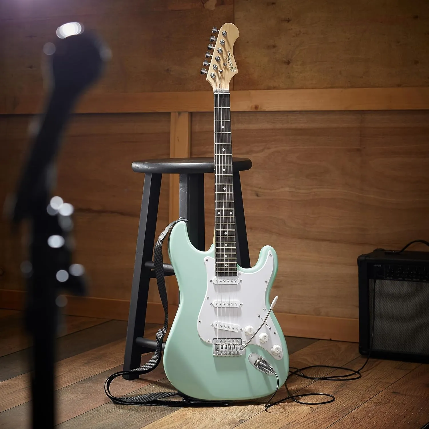 Ashthorpe 39-Inch Electric Guitar (Mint Green-White), Full-Size Guitar Kit with Padded Gig Bag, Tremolo Bar, Strap, Strings, Cable, Cloth, Picks