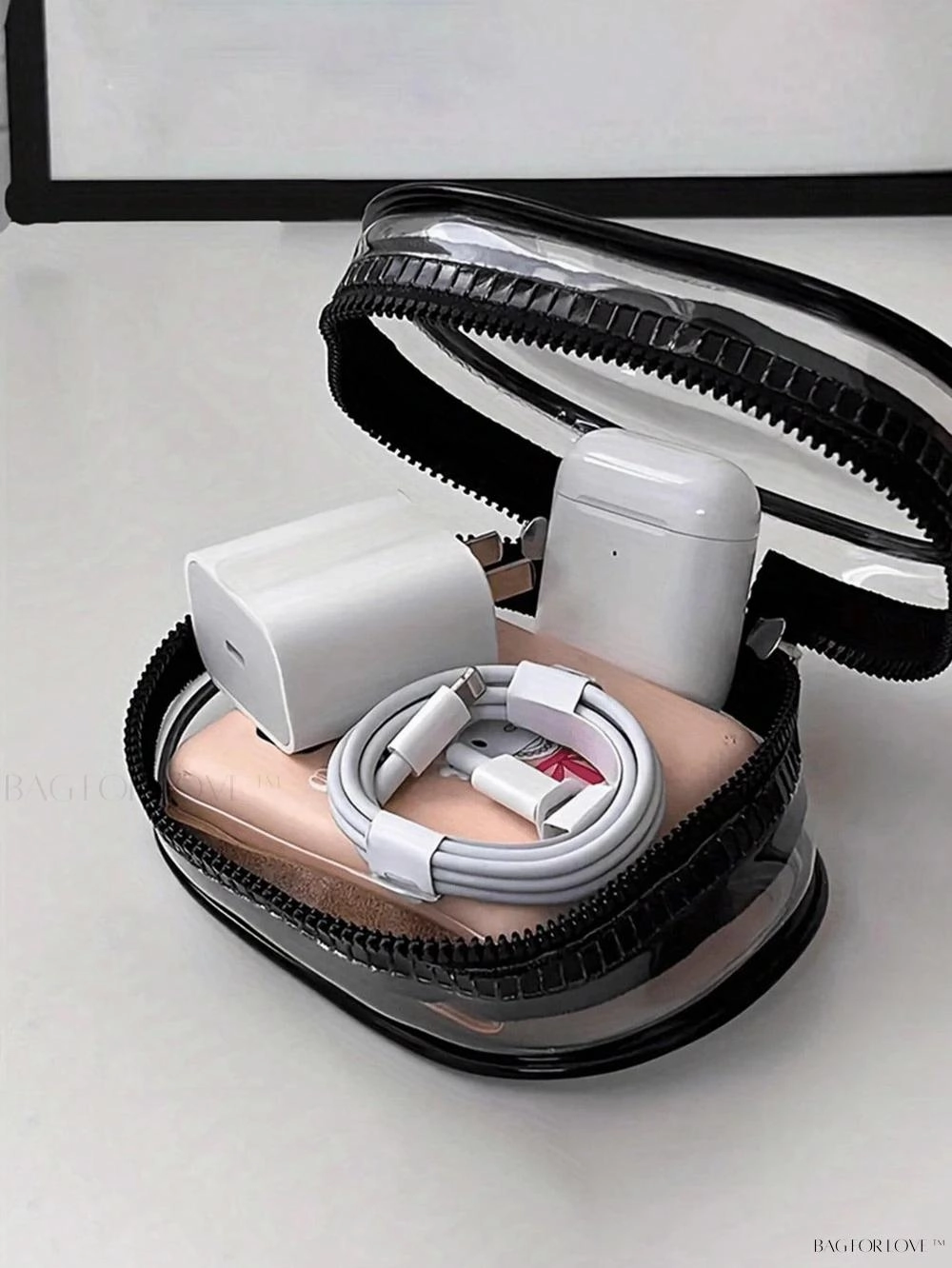 BagForLove - Compact Carry-On Case with Keychain Attachment