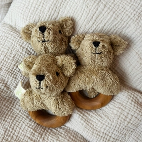Bear grabber - Pure wool & organic cotton - Cherry wood