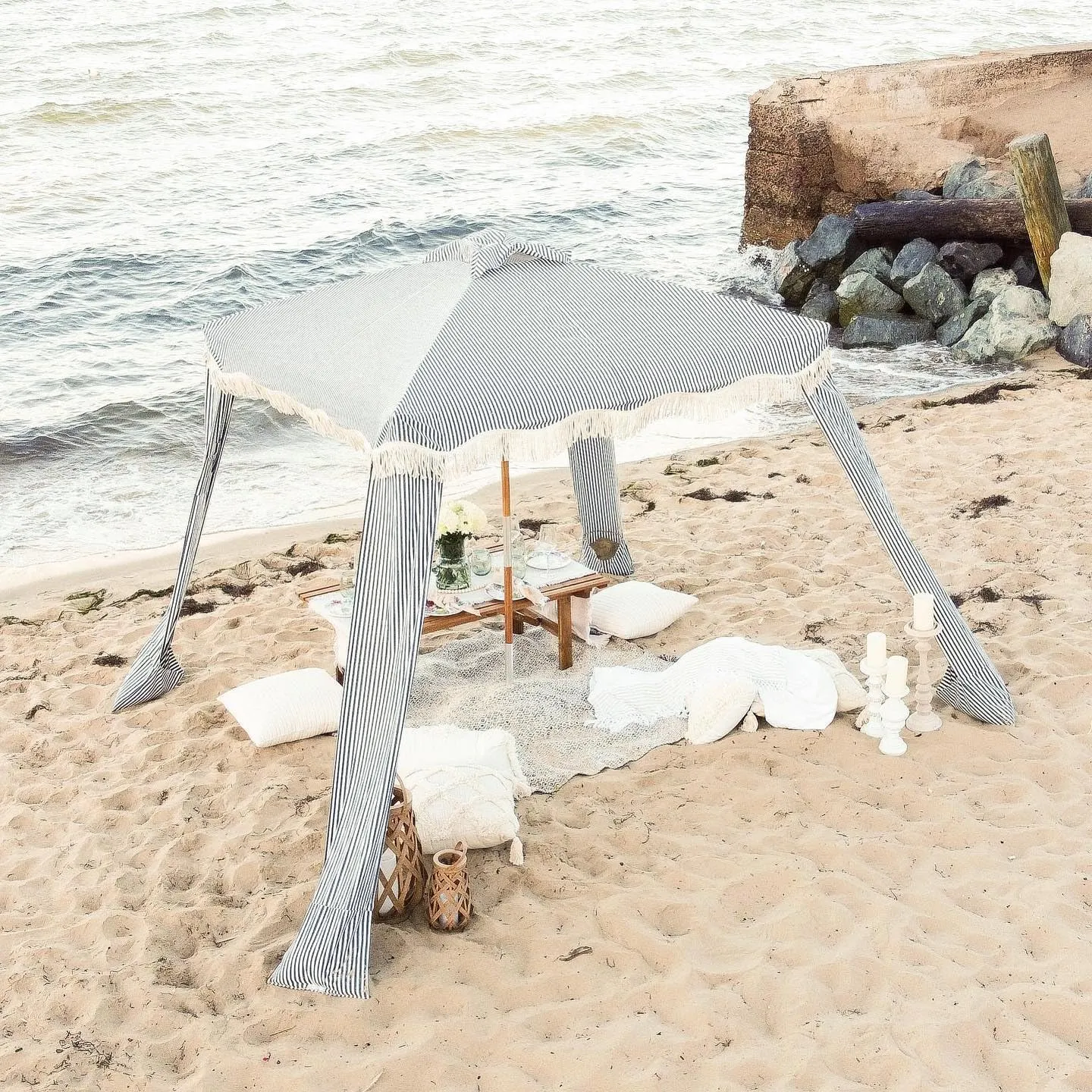 Business & Pleasure Co. Premium Beach Cabana