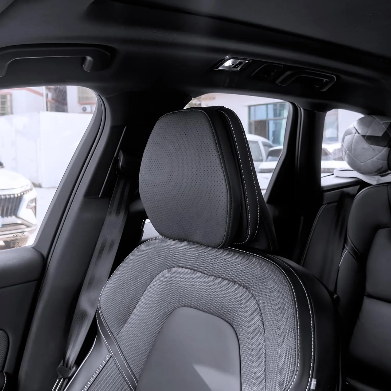 Car Headrest Pillow for Volvo XC90 XC60 S90 V90 XC40 S60 V60 Premium Interior Accessories Headrest Support for Driver or Front Passenger Seat (Black 1 pcs)