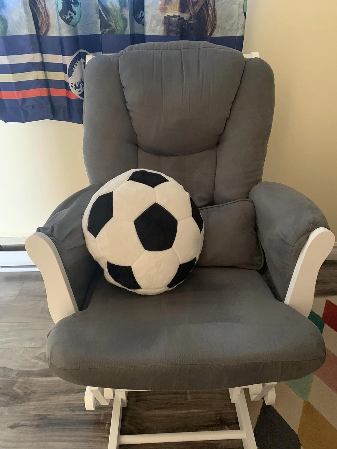 Cozy Soccer-Themed Plush Pillow & Blanket Set – Perfect Soccer Gift for Kids and Teens – Soft Toddler Blanket and Football Decor Ideal for Boys Rooms – Cozy Travel