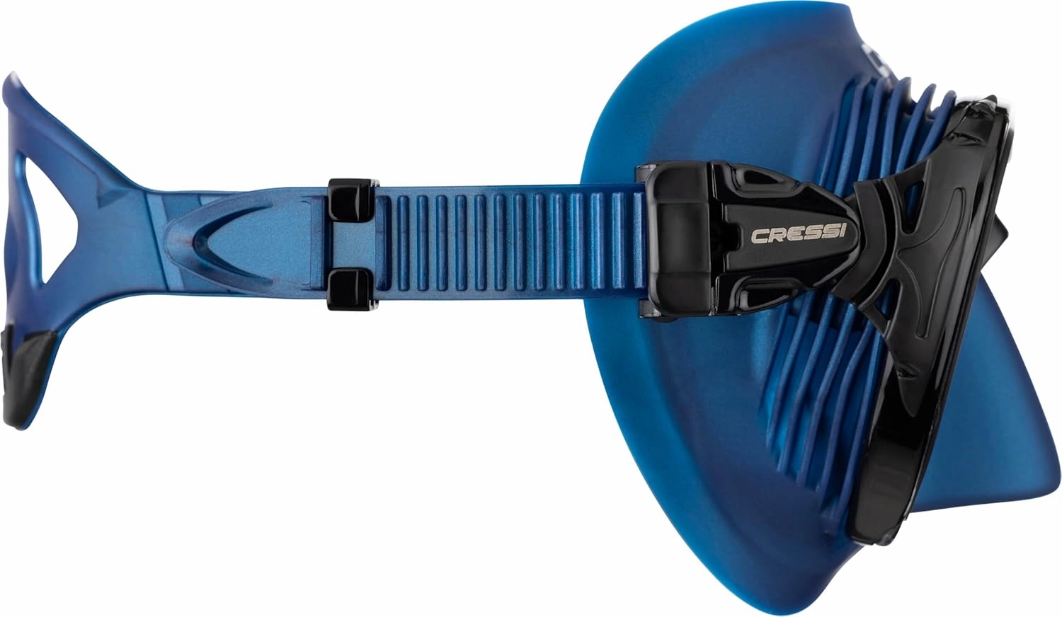 Cressi Adult Dive Mask with Advanced Fog System and Improved Downward Visibility - Quantum: Made in Italy