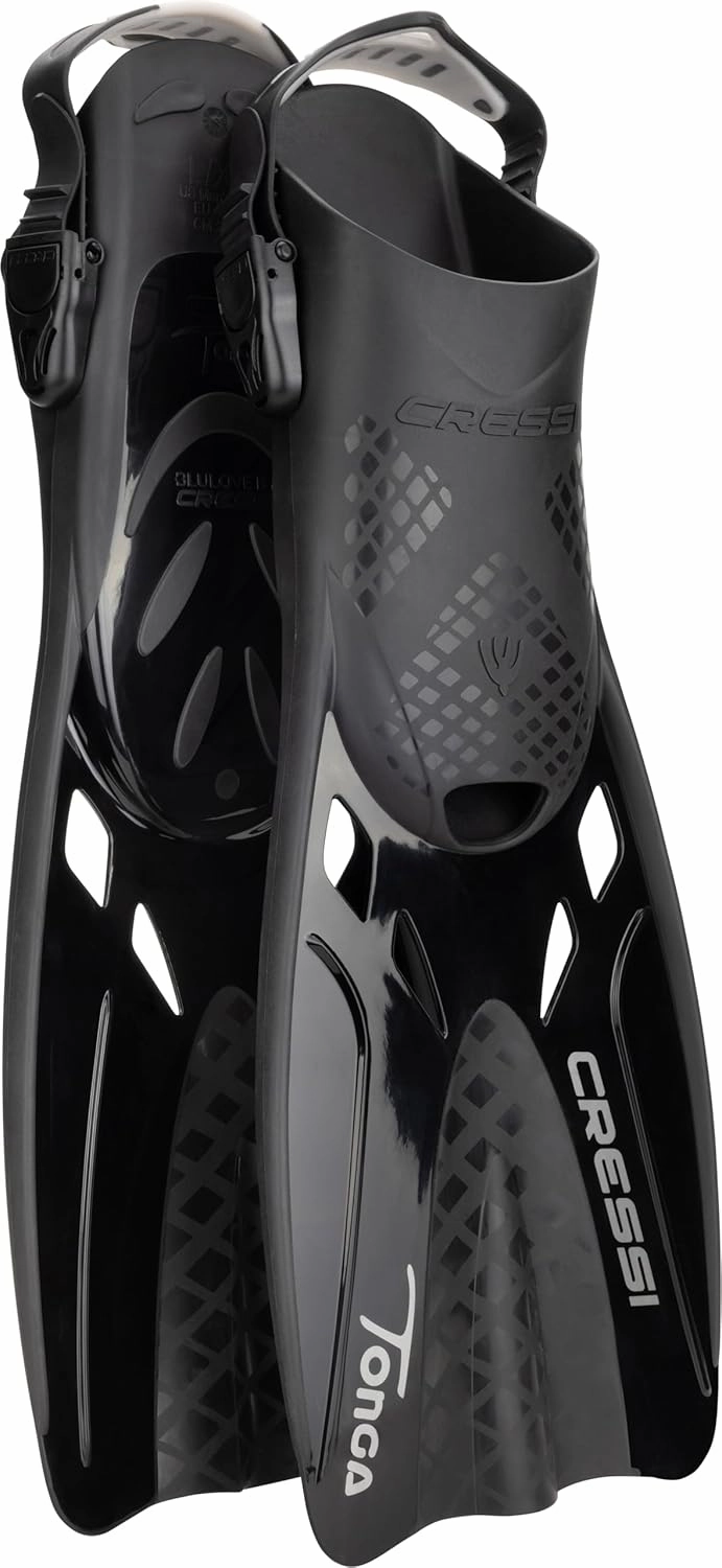 Cressi Snorkeling Set- Short Adjustable Fins, Silicone Mask, and Dry Snorkel- Compact for Travel- Tino Adventure Set- Designed in Italy