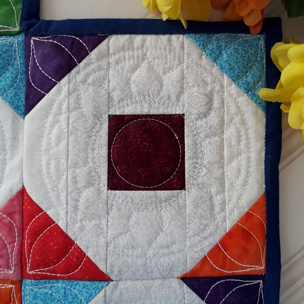 EWV216  Summer Gems Table Runner