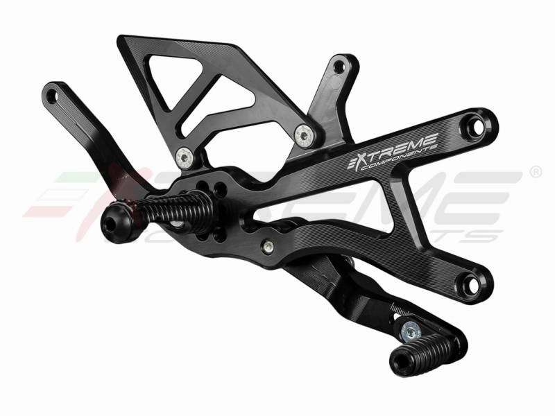 Extreme Components GP EVO Rearsets Kit STD And Reverse Shifting  Aluminium Black Heel (FOR AKRAPOVIC RACING FULL SYSTEM) YAMAHA R1 (2020/2022)
