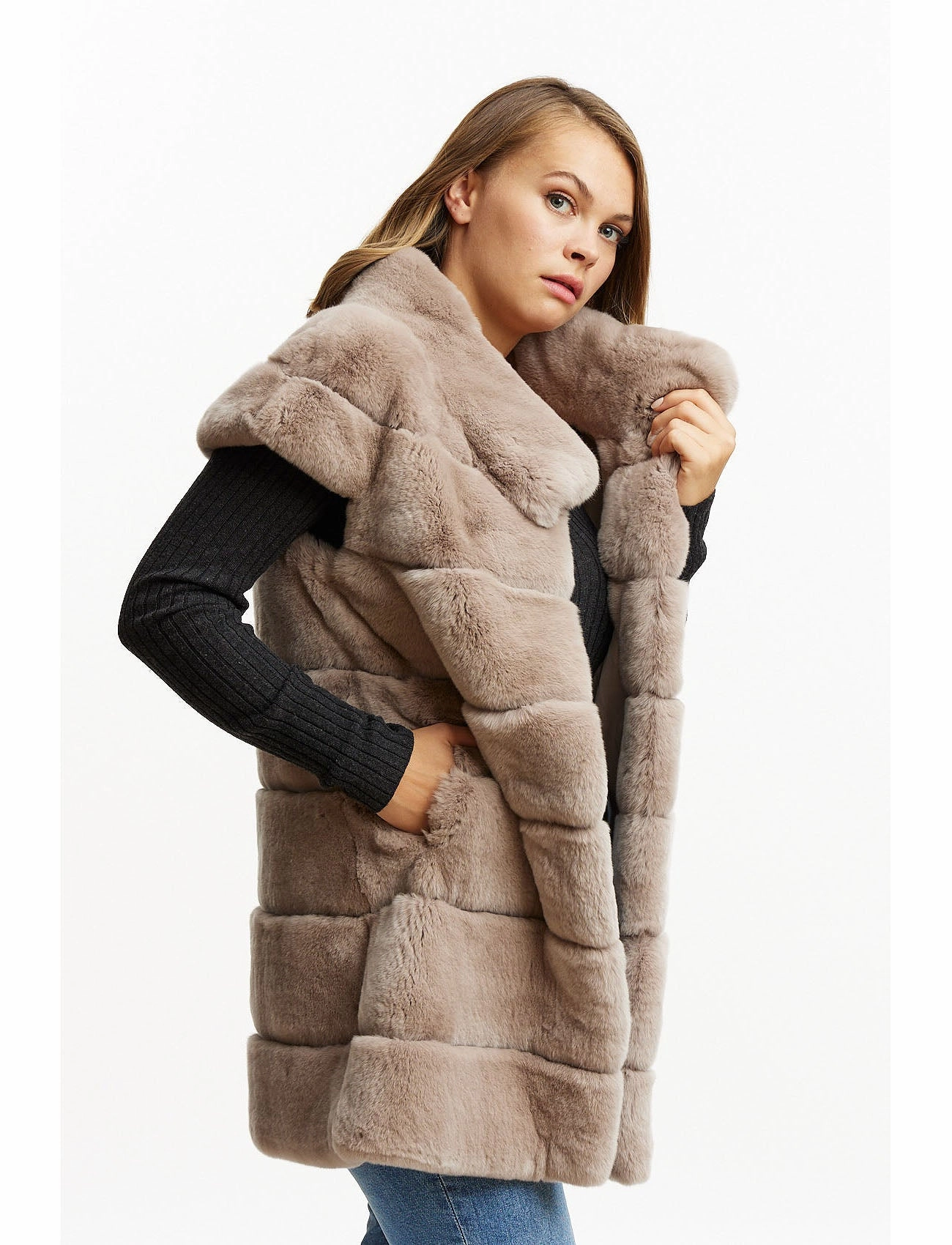 Fur Gilet - nude