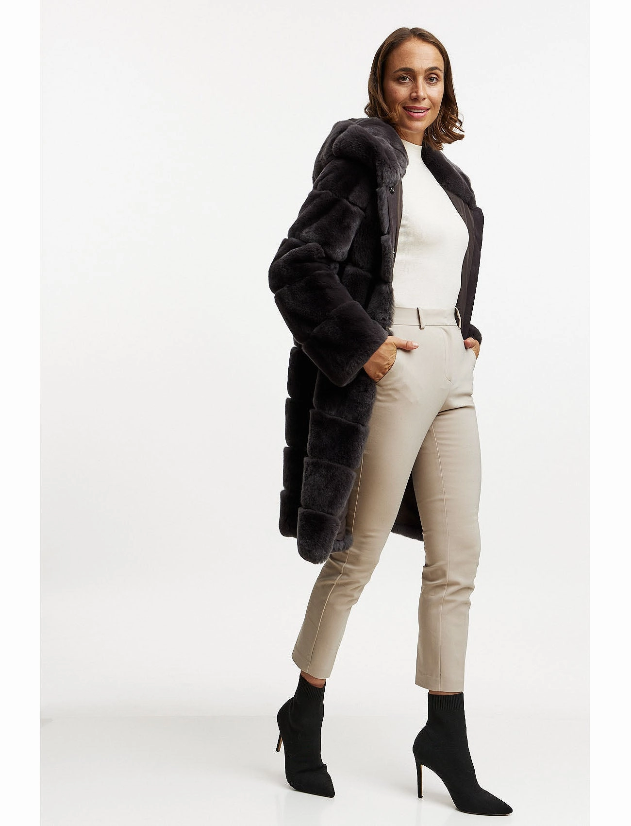 Fur jacket with hood - basalt grey