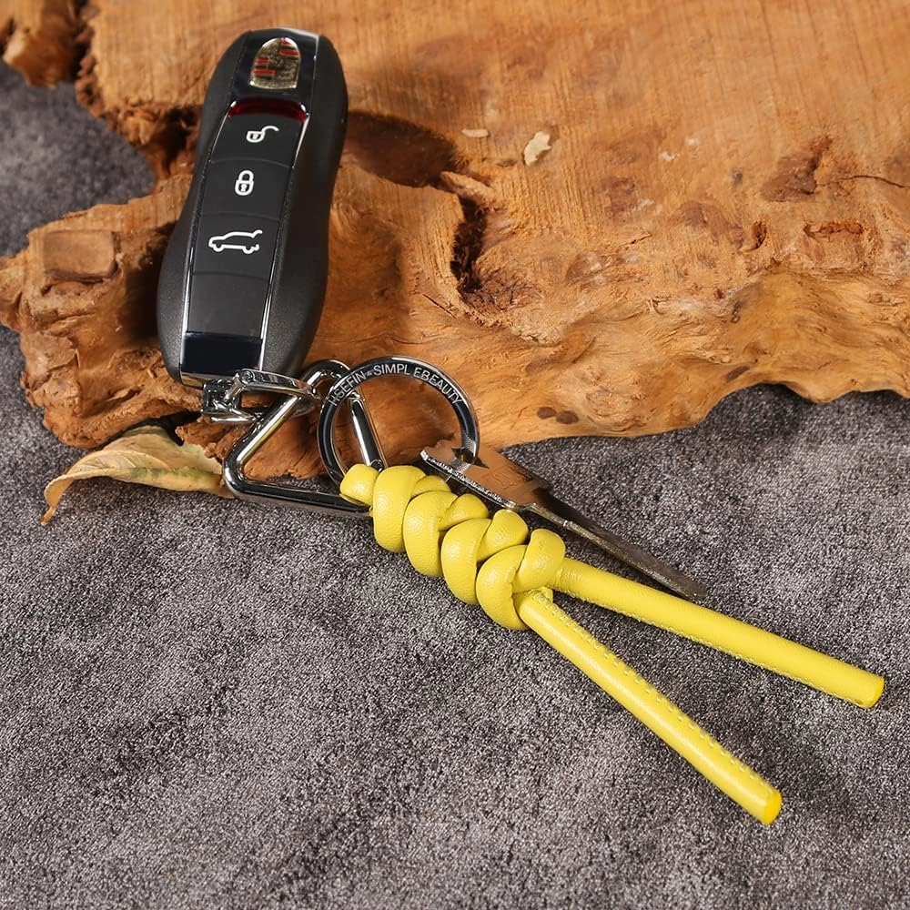 Leather Key Chain Car Universal Unisex Key Chain with Removable Triangle Open Key Ring