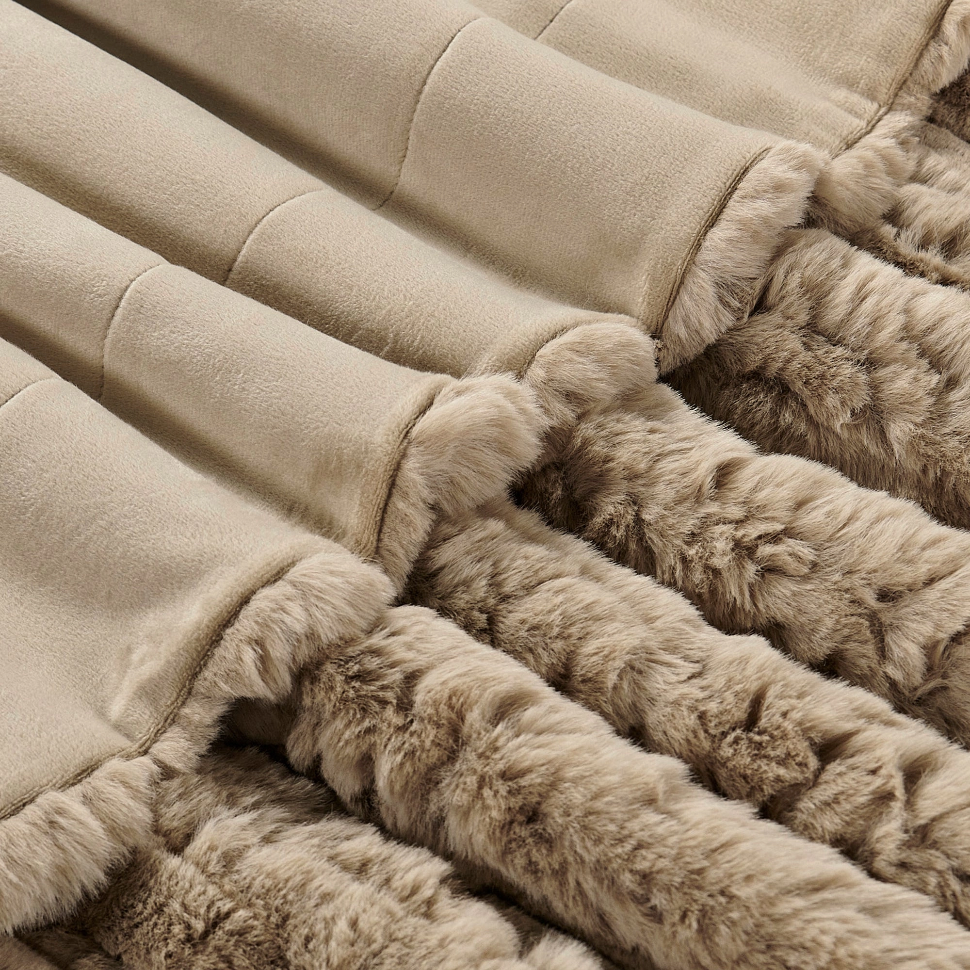 Line Drawing Faux Fur Throw Blanket