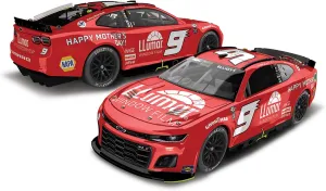 Lionel Racing Chase Elliott 2023 LLumar Window Film Darlington Throwback 1:24 Scale ARC Diecast Car