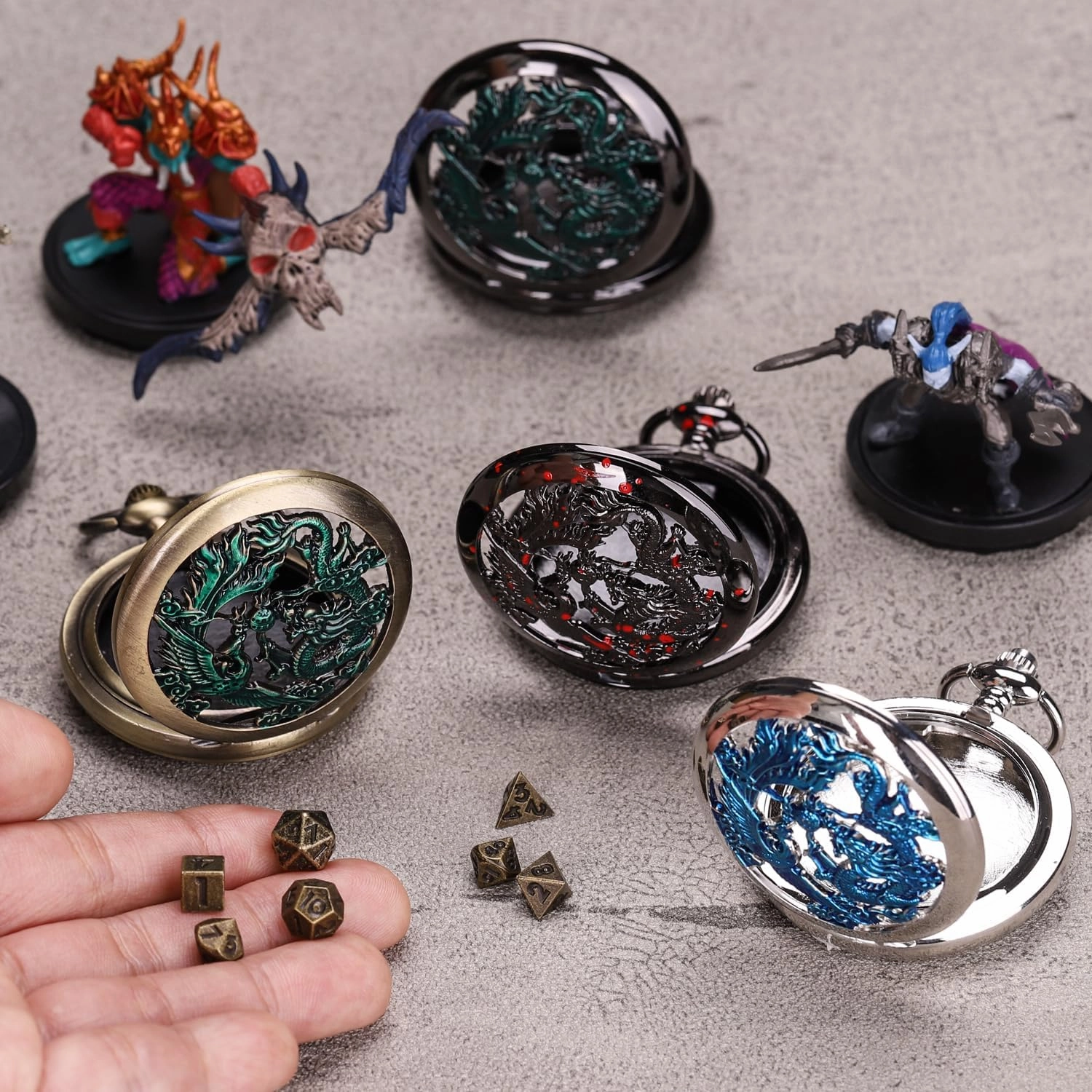 ManChDa Mini D&D Dice Set DND Pocket Watch Shell Case 7PCS Micro Polyhedral Dice Set Metal Dice Dungeons and Dragons Gift Accessories