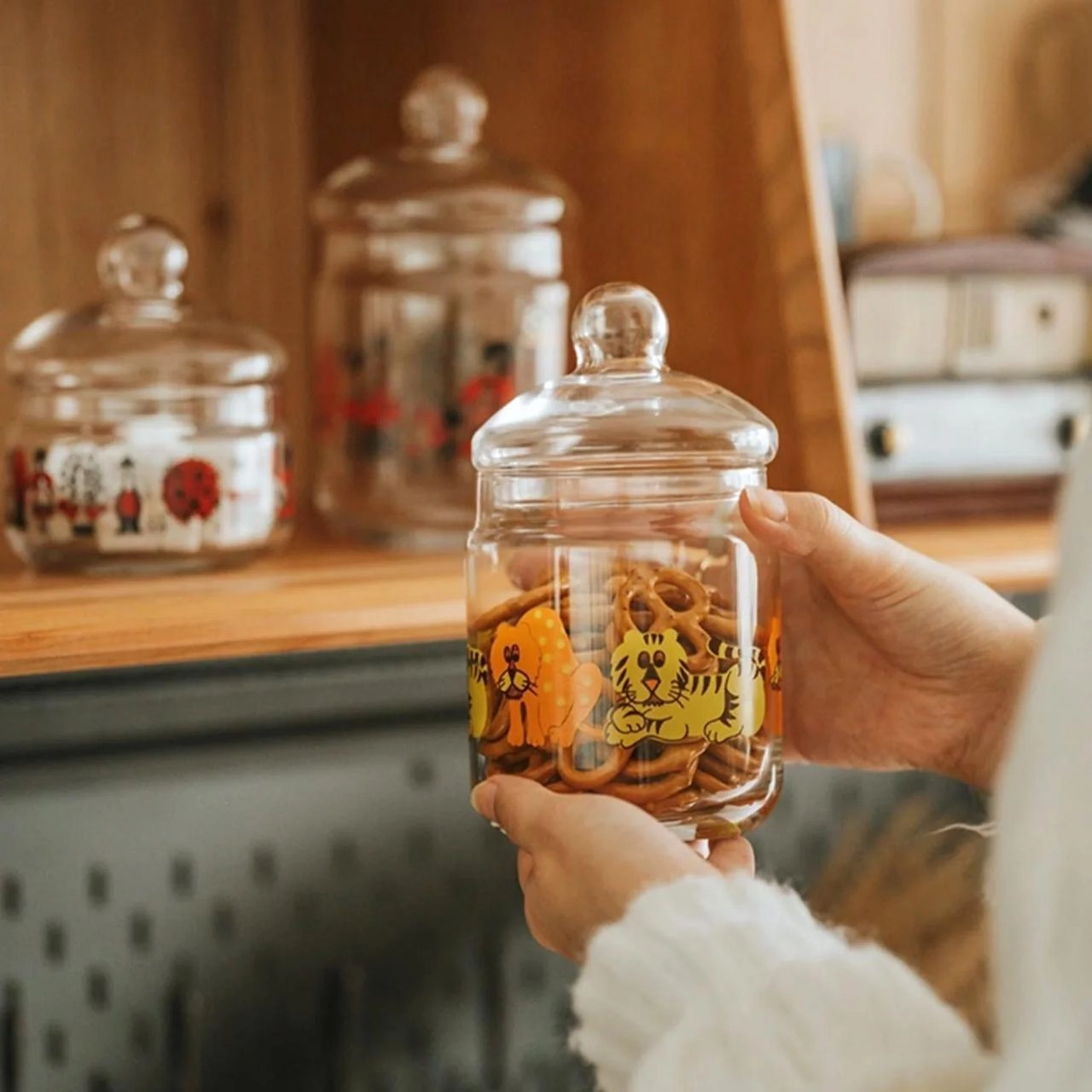 Retro Glass Jar, Zoo Mate