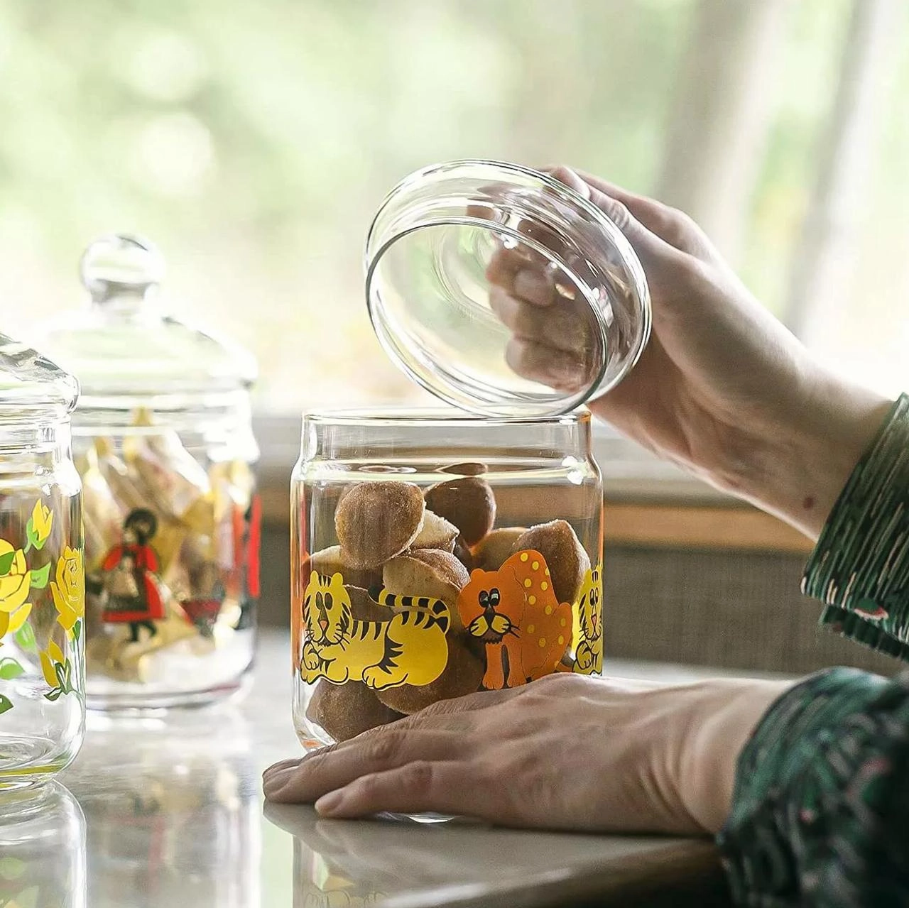 Retro Glass Jar, Zoo Mate