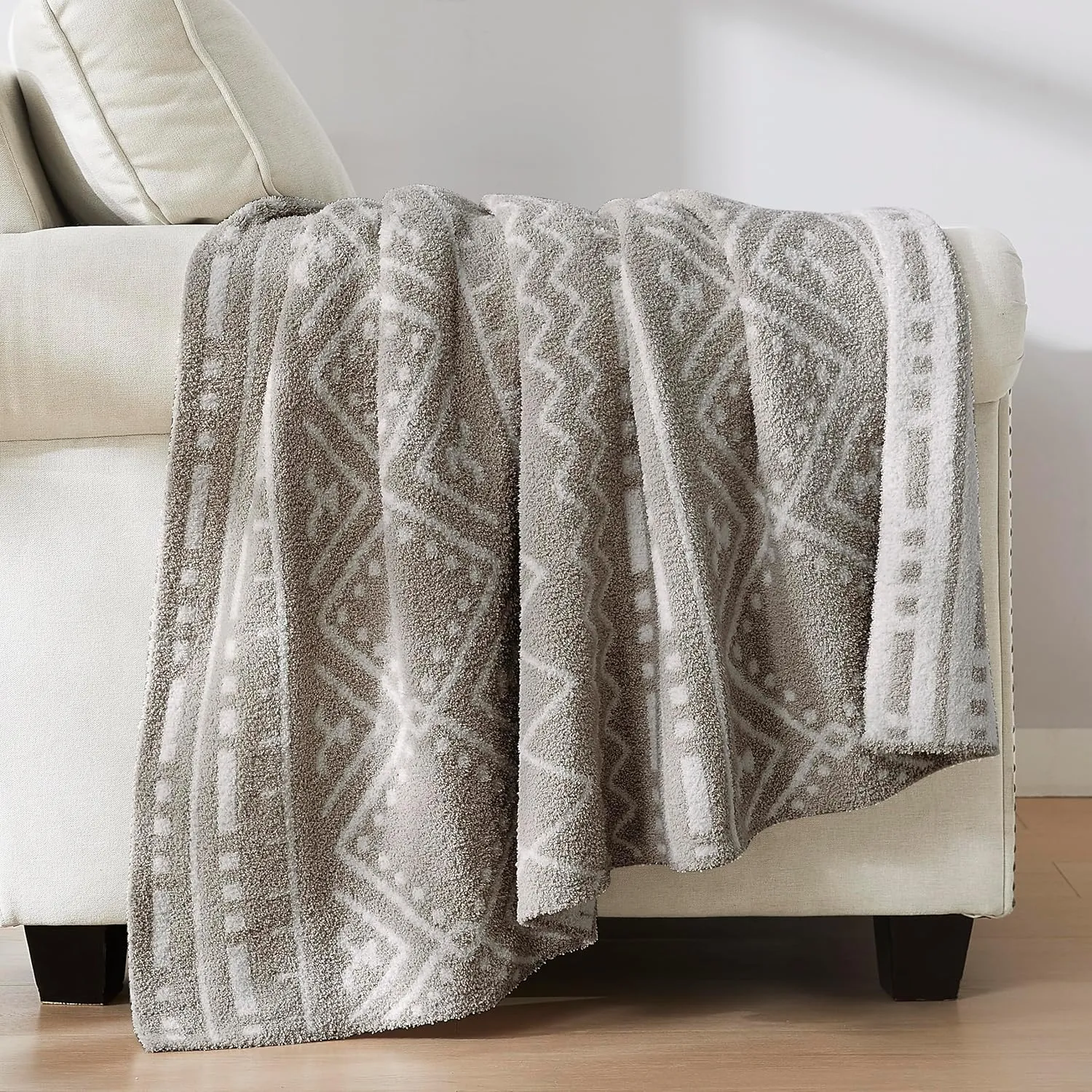 R.SHARE Boho Throw Blanket 50x70 Inch Reversible, Feather Knit Grey Microfiber Soft Comfy Cozy Lightweight Fluffy Fuzzy Warm Cute for Couch Sofa Chair Bed Home