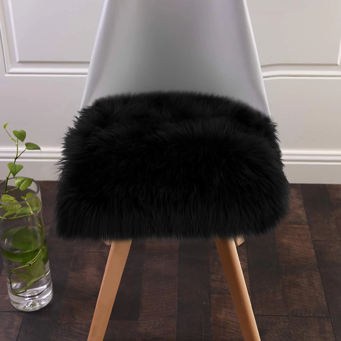 Softlife Black Faux Fur Sheepskin Chair Cover Seats Cushion Pad Super Soft Area Rugs for Living Bedroom Sofa Dorm (1.6ft x 1.6ft)