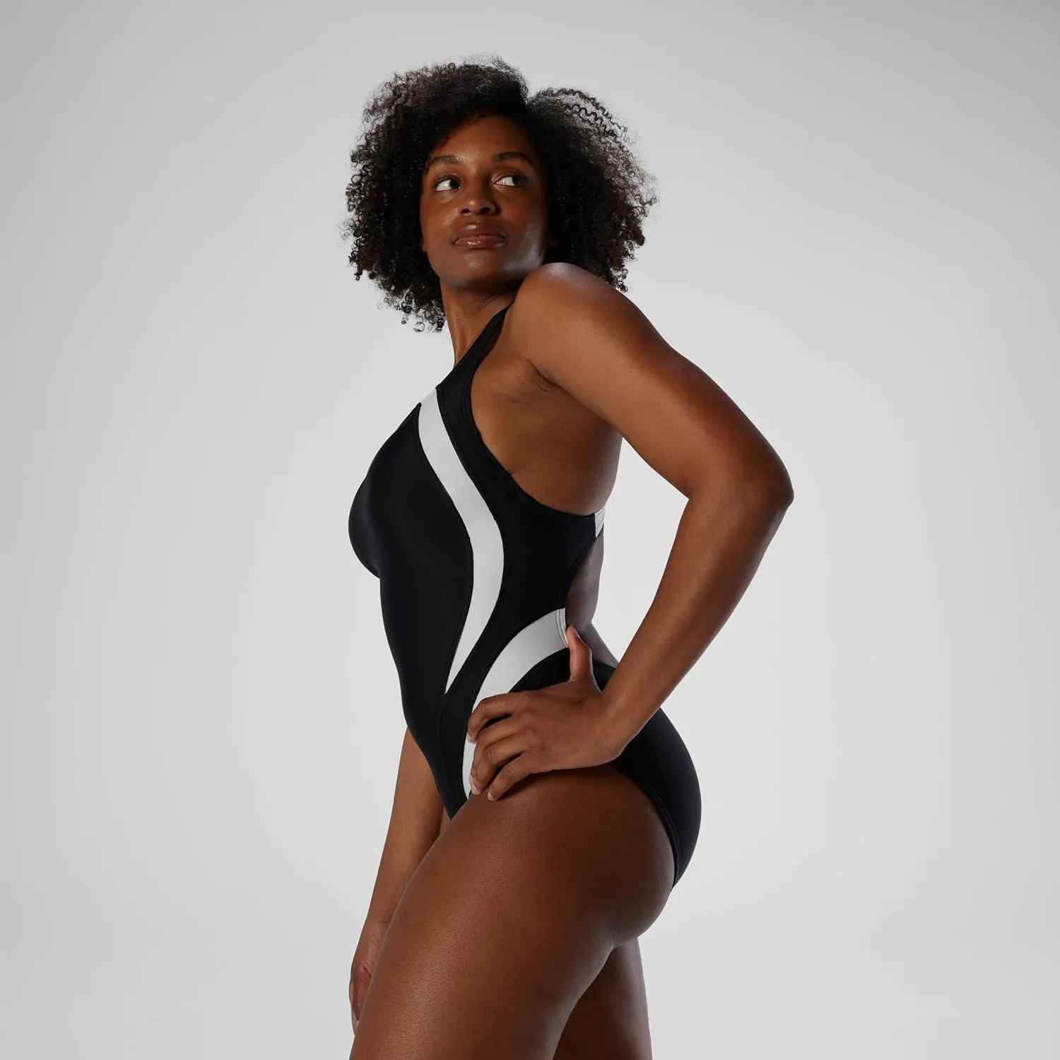 Speedo Women's Swimsuit One Piece Creora Highclo Quantum Splice High Cut Solid