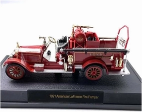 Sports car Metal Model 1:32 Scale Lafrance Fire Truck 1921 Cars Toy Model Classic Nostalgia Adult Collection Souvenir Red for Home Décor