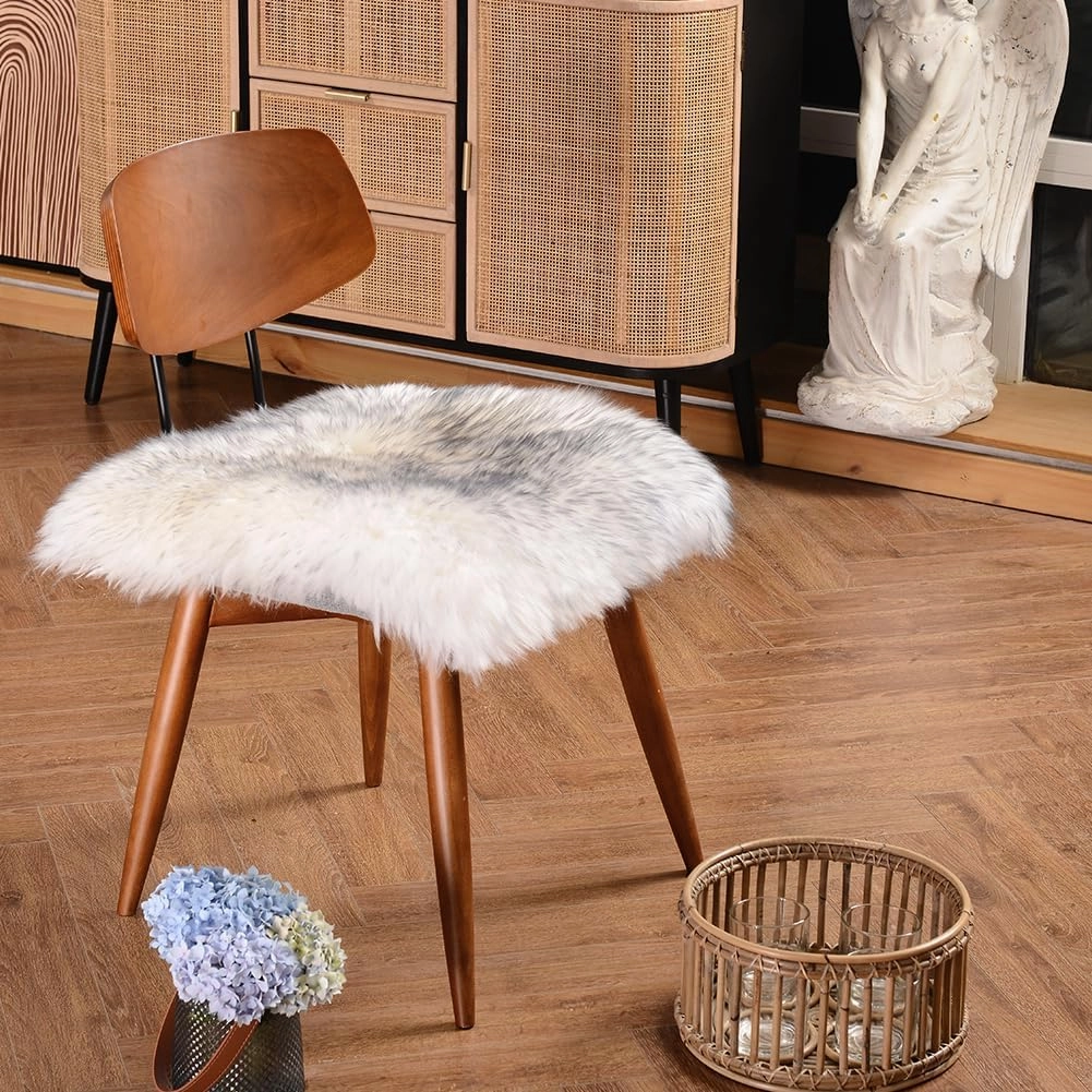 Square Fur Sheepskin Chair Cover Seat Cushion Pad Super Soft Area Rugs for Living Bedroom Sofa 18" x 18" (Gray Tip, 18" x 18" (Pack of 1))