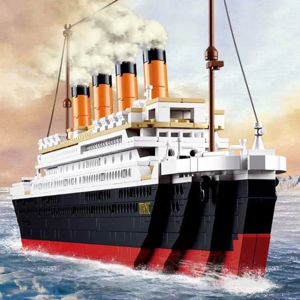 Titanic Ship Model Building Block Set, 3D Puzzle Sets DIY Educational Toys, Building Bricks Toys for Titanic Blocks, Ideal Gift for Kids & Adults 1021 Pieces Block Model Kit