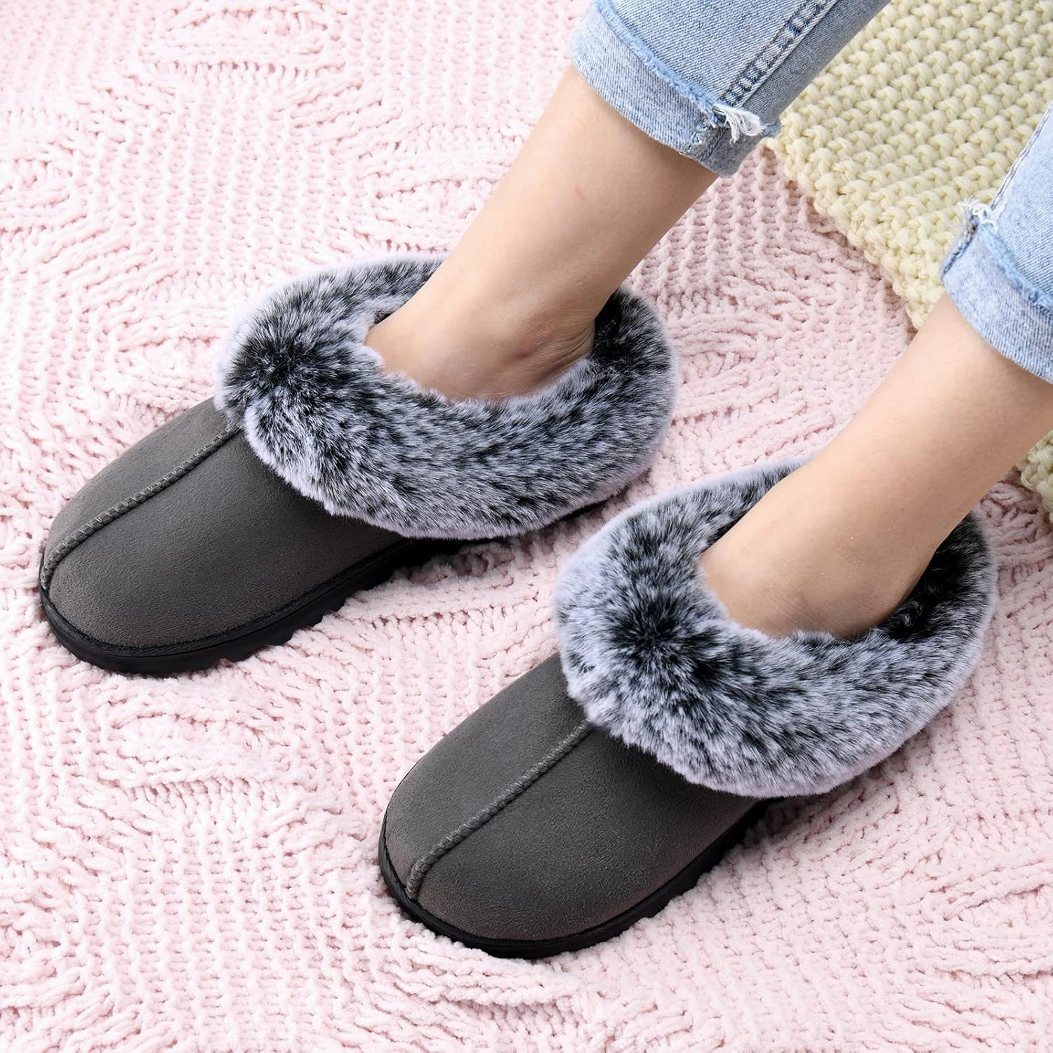 Womens Warm Memory Foam House Slippers, Cozy Winter Womens House Shoes Fuzzy Fur Collar, Indoor Outdoor Comfy Suede Bedroom Slippers with Non-Slip Rubber Sole