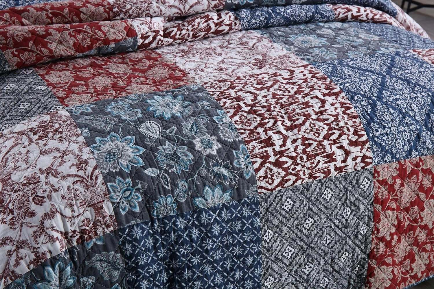 Yvooxny Quilts Queen Size 3-Piece Quilt Set Real Patchwork Bedspread Coverlet Set Quilted Bedding Set with Pillowcases for All Seasons, Farmhouse Bohemian Style